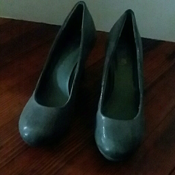 Old Navy High Heels Sz 8 - Picture 1 of 6